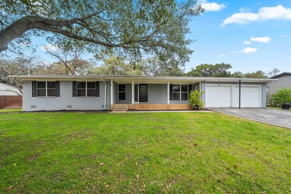 Unit for sale at 91 Ohio ST, New Braunfels, TX 78130