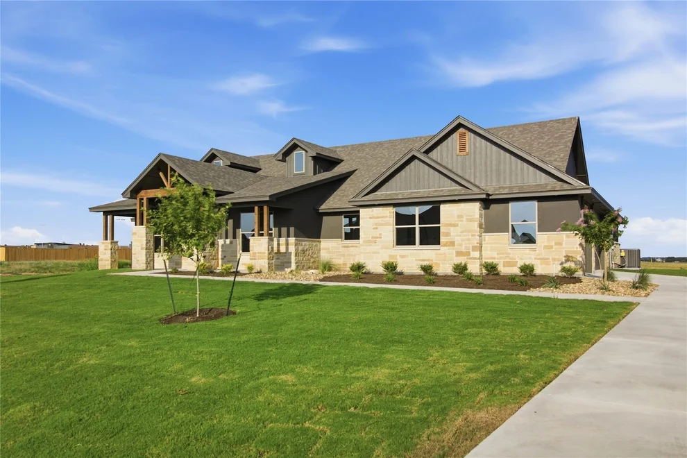 Unit for sale at 11109 Golden Eagle Ave, Salado, TX 76571