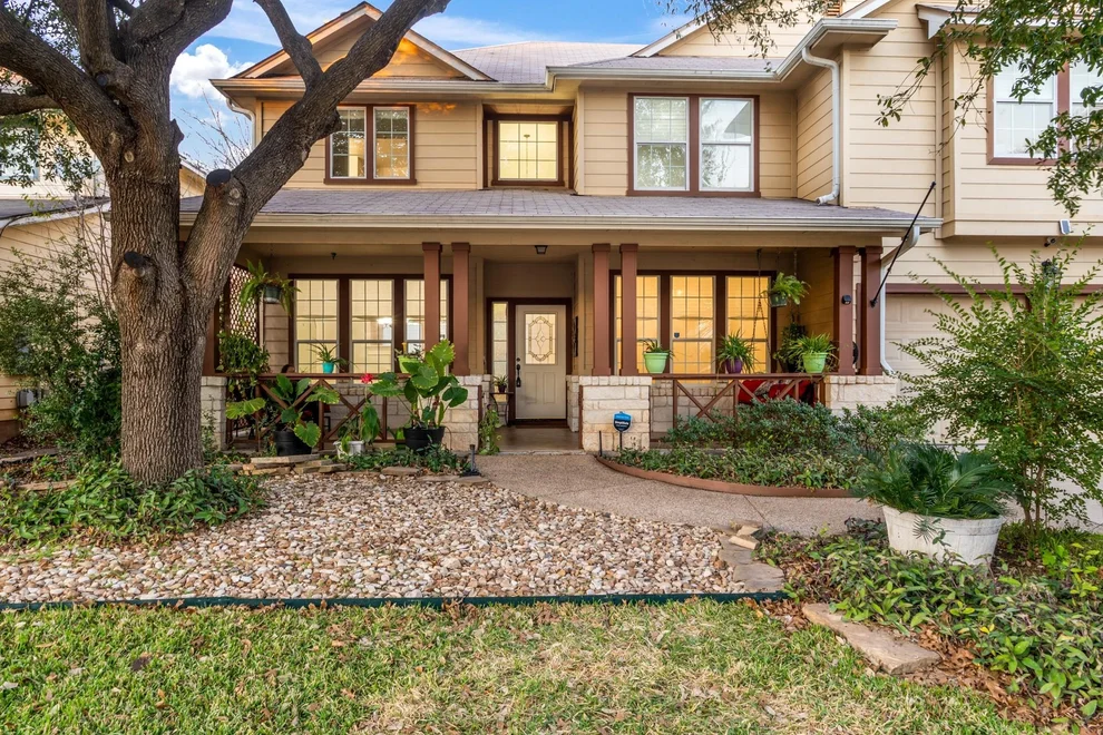 Unit for sale at 202 Holmstrom ST, Hutto, TX 78634