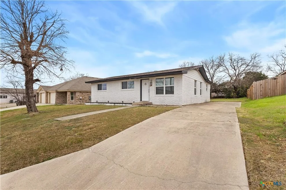 Unit for sale at 108 W Kathey RD, Harker Heights, TX 76548
