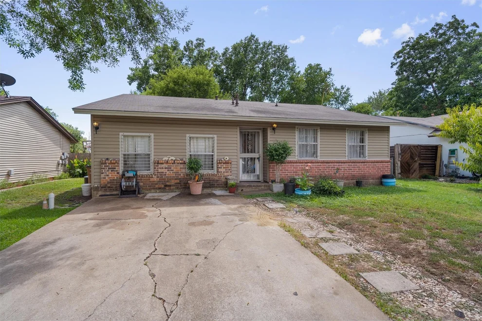 Unit for sale at 5507 Burgundy DR, Austin, TX 78724