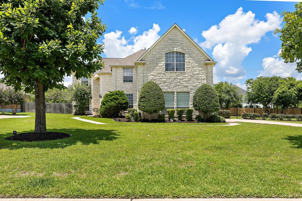 Unit for sale at 3818 Forest Creek DR, Round Rock, TX 78664