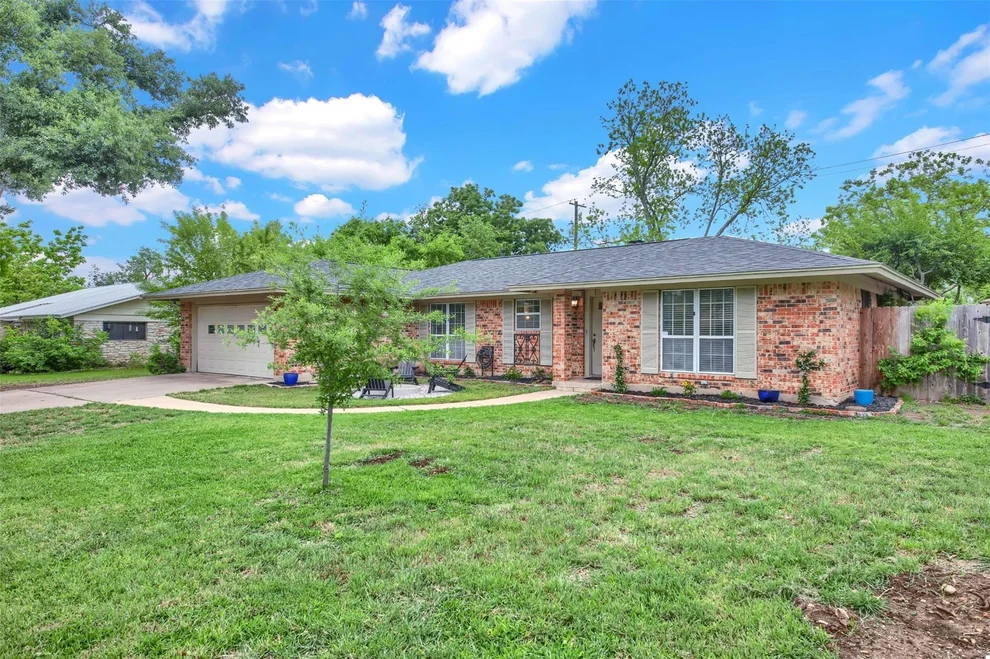 Unit for sale at 804 Newport Ave, Austin, TX 78753