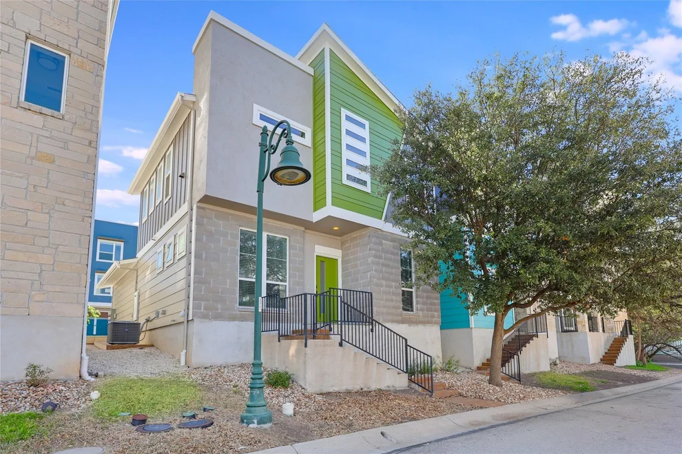 Unit for sale at 2009 Sager DR, Austin, TX 78741