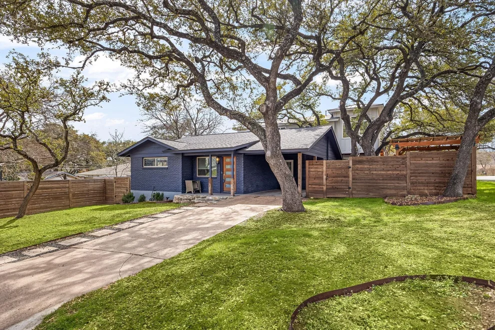Unit for sale at 3015 Burning Oak DR, Austin, TX 78704