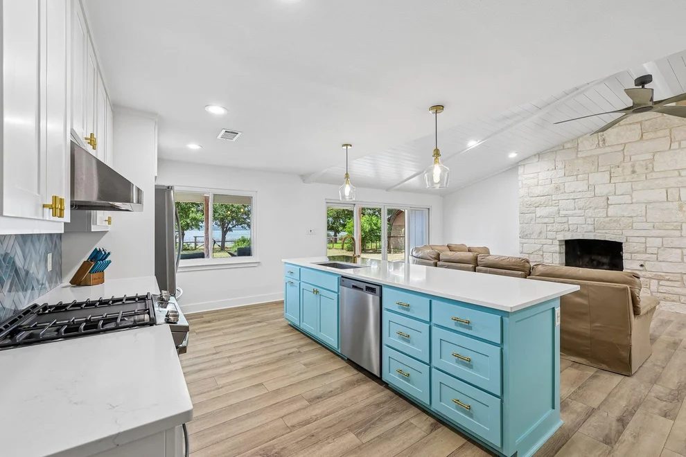 Unit for sale at 114 Agarita DR, Burnet, TX 78611