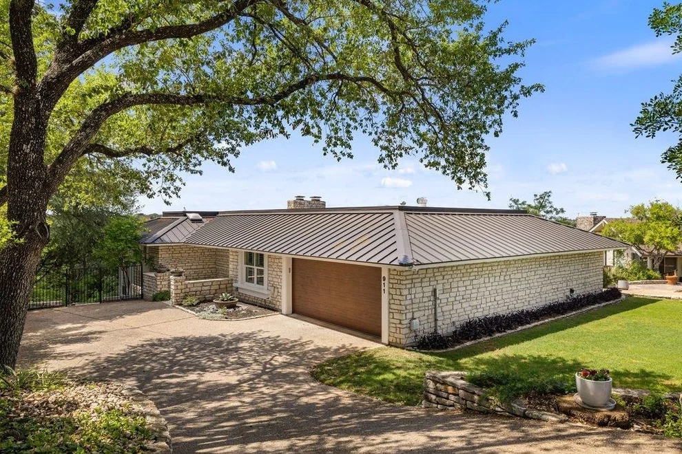 Unit for sale at 911 Electra, Lakeway, TX 78734