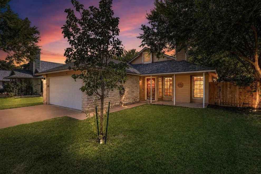 Unit for sale at 2003 James PL, Round Rock, TX 78664