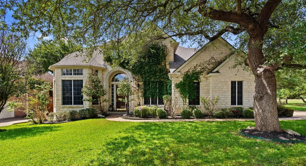 Unit for sale at 445 Champions DR, Georgetown, TX 78628