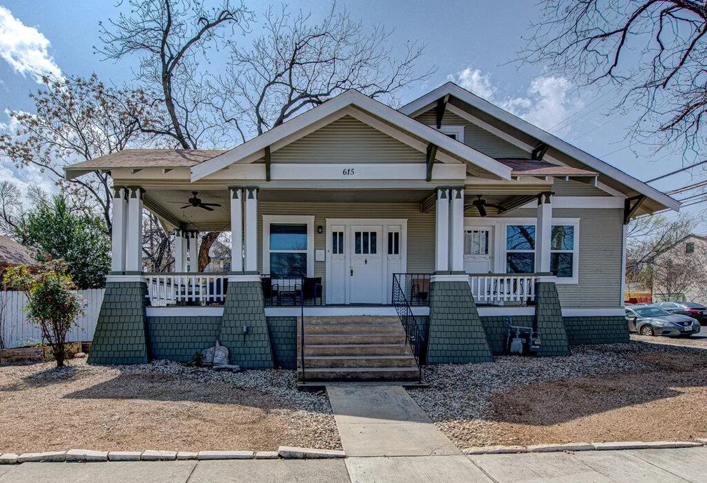 Unit for sale at 615 W 33rd ST, Austin, TX 78705