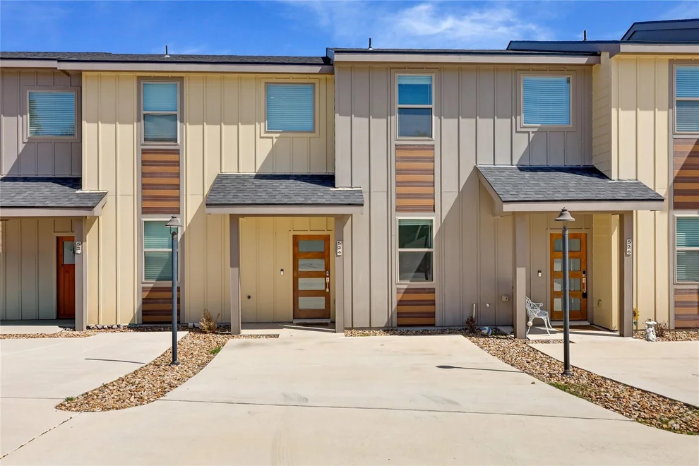 Unit for sale at 524 Palmer DR, Point Venture, TX 78645