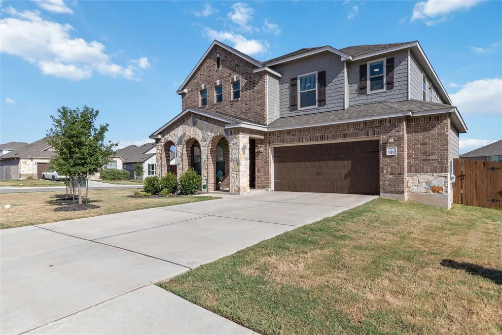 Unit for sale at 101 Redcliff PATH, Kyle, TX 78640