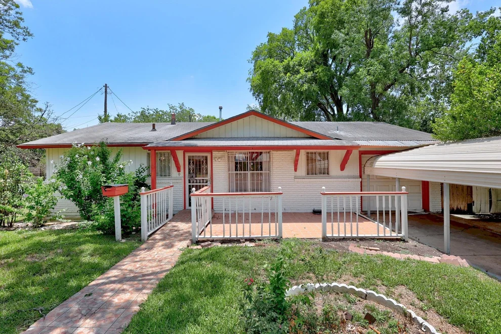 Unit for sale at 4705 Enchanted LN, Austin, TX 78745