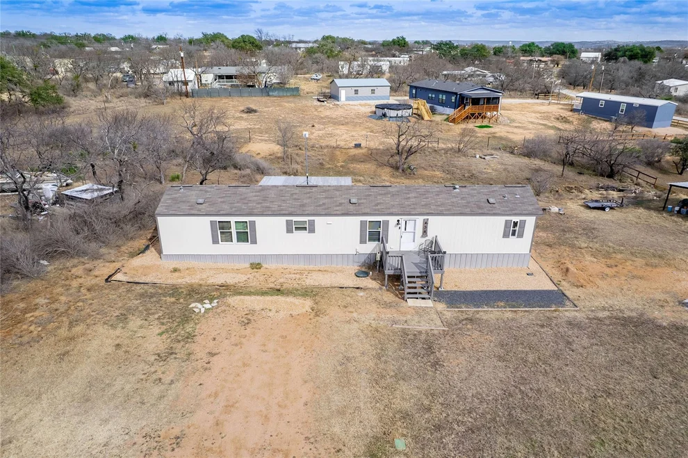 Unit for sale at 456 Saturn, Kingsland, TX 78639