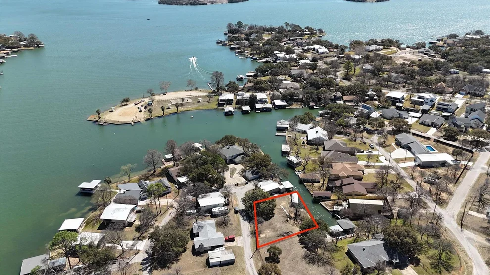 Unit for sale at 323 Belaire CIR, Granite Shoals, TX 78654