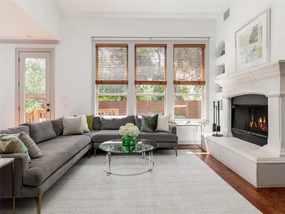 Unit for sale at 2807 Warren ST, Austin, TX 78703