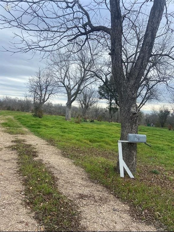 Unit for sale at 710 Hosack ST, Taylor, TX 76574