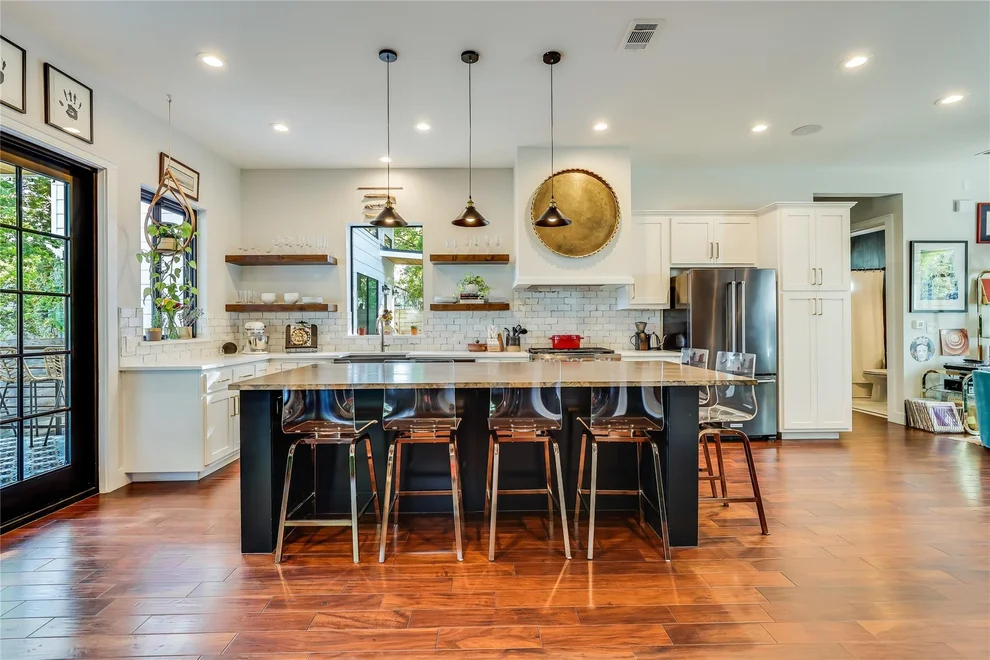 Unit for sale at 2004 E 16th ST, Austin, TX 78702