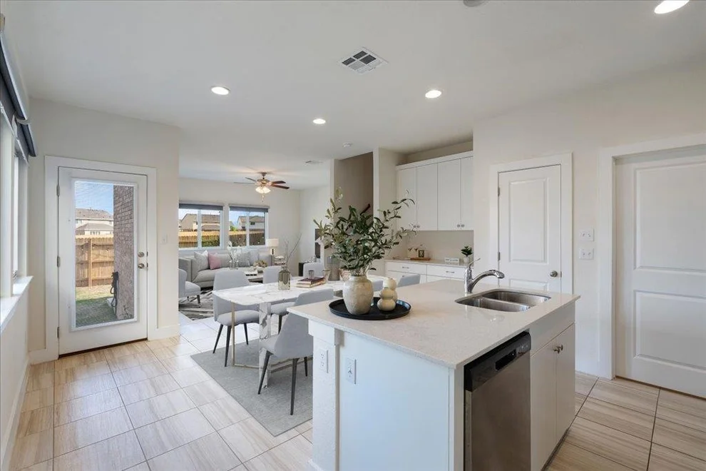 Unit for sale at 137 Furlong DR, Georgetown, TX 78626