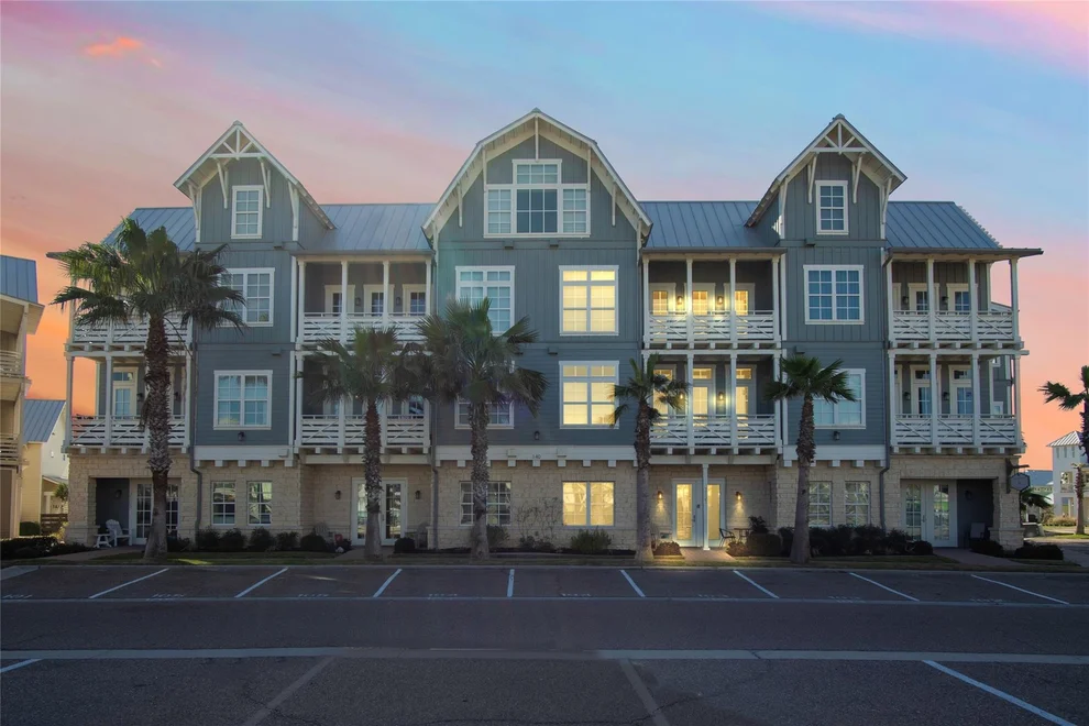 Unit for sale at 140 Social CIR, Port Aransas, TX 78373