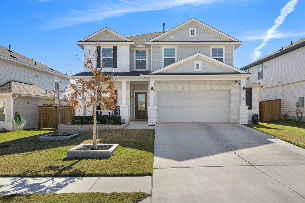 Unit for sale at 201 Crystal Brook DR, Liberty Hill, TX 78642