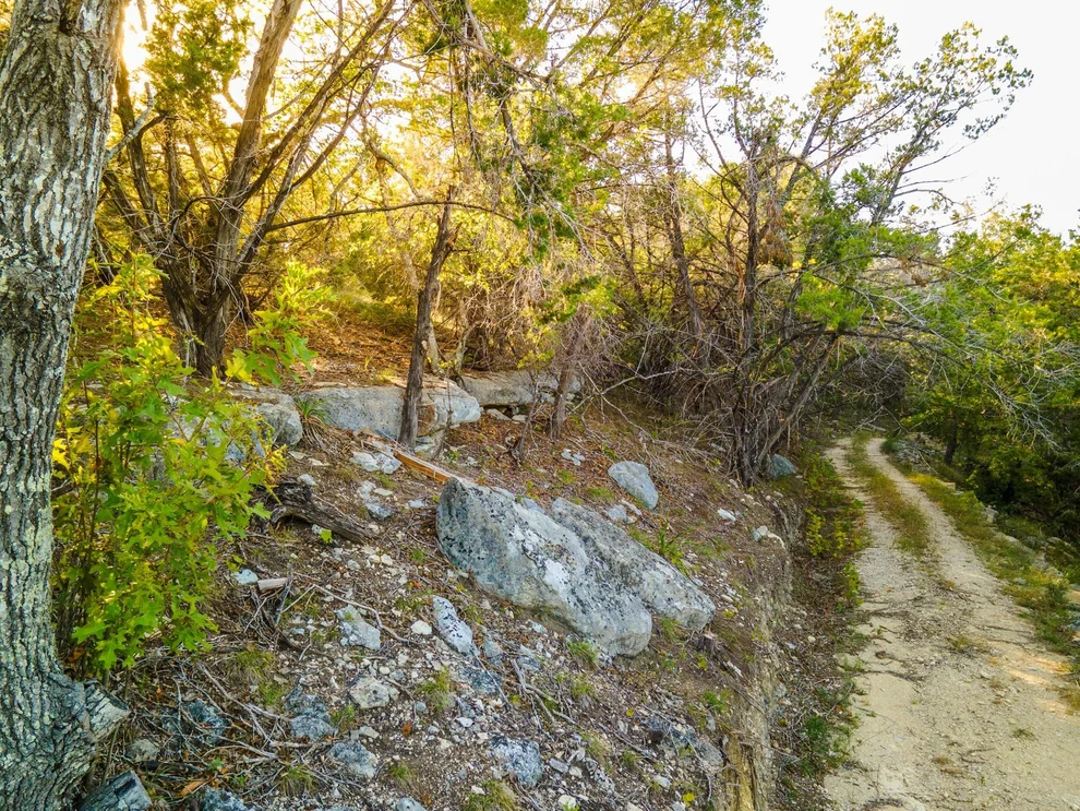 Unit for sale at 12737 Silver Creek RD, Dripping Springs, TX 78620