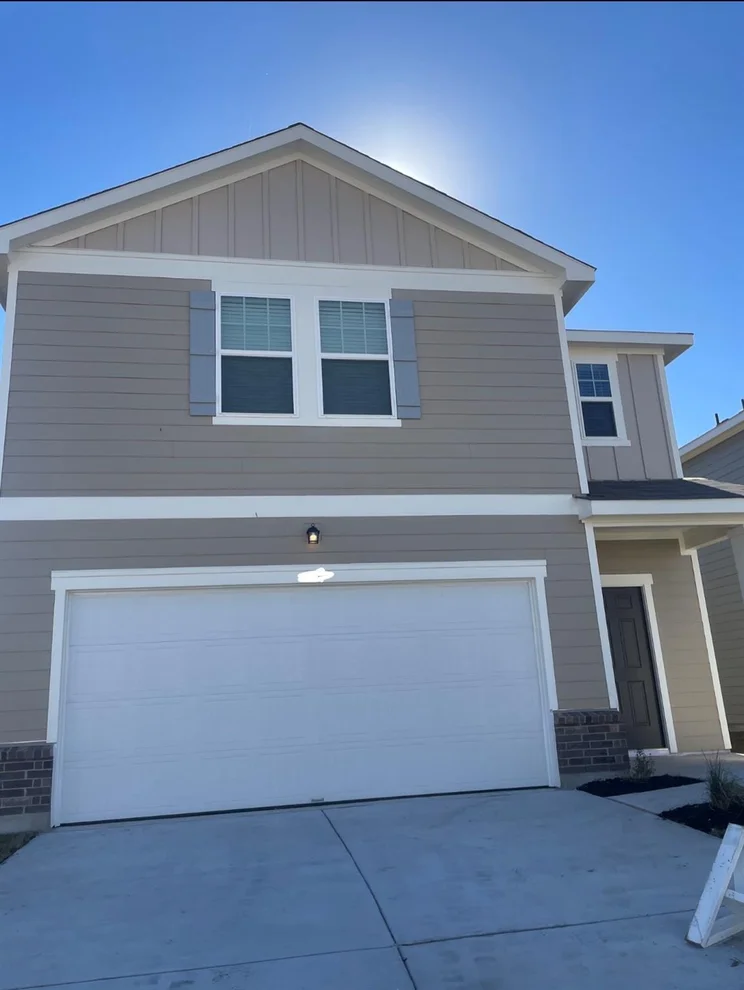 Unit for sale at 627 Gemsbok DR, Hutto, TX 78634