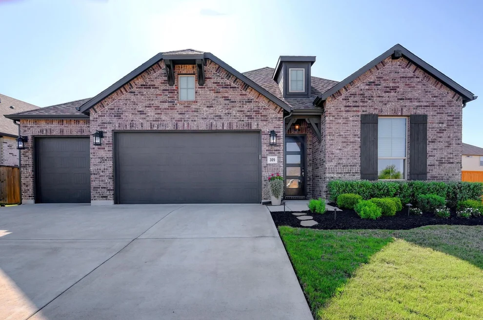 Unit for sale at 309 W Branch RD, Kyle, TX 78640