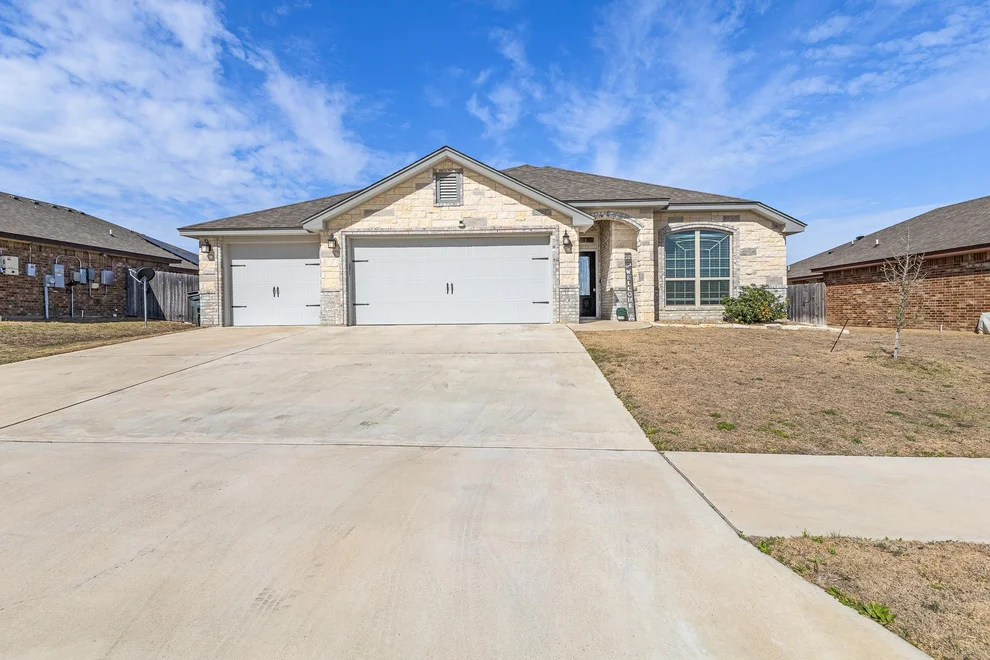 Unit for sale at 5309 Colina DR, Killeen, TX 76549
