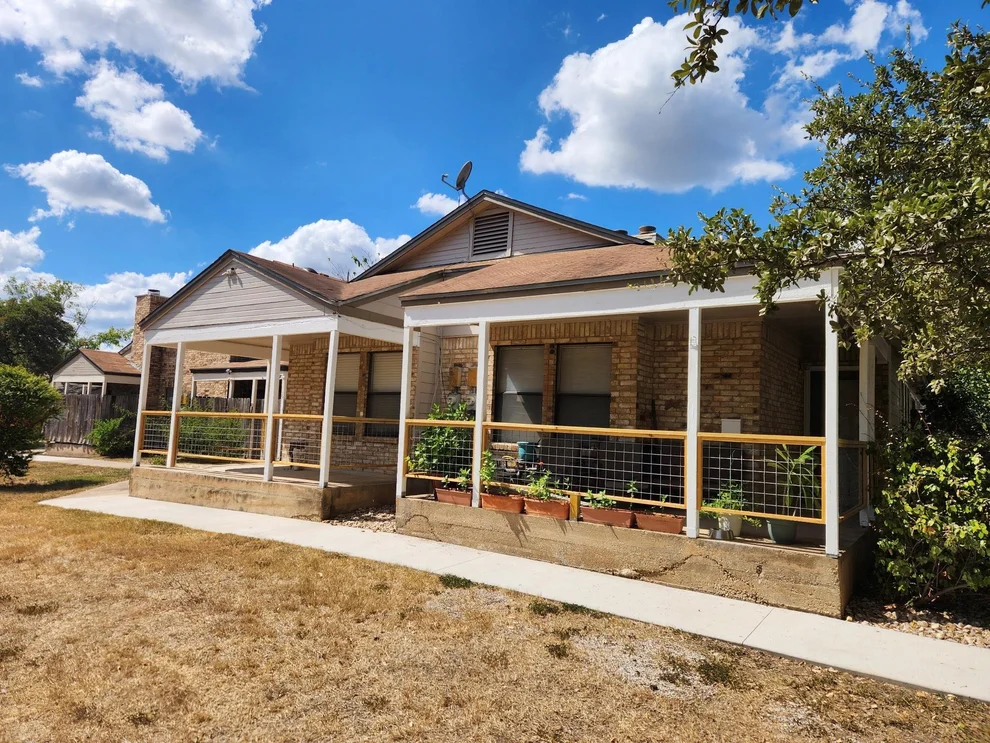 Unit for sale at 7825 Beauregard CIR, Austin, TX 78745