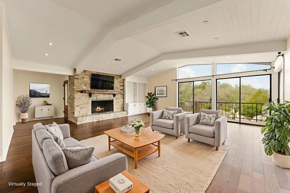 Unit for sale at 204 Los Altos DR, Lakeway, TX 78734