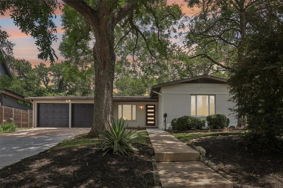 Unit for sale at 2322 Westoak DR, Austin, TX 78704