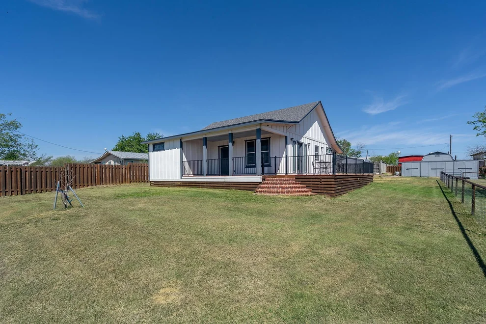 Unit for sale at 302 N Austin ST, Coupland, TX 78615