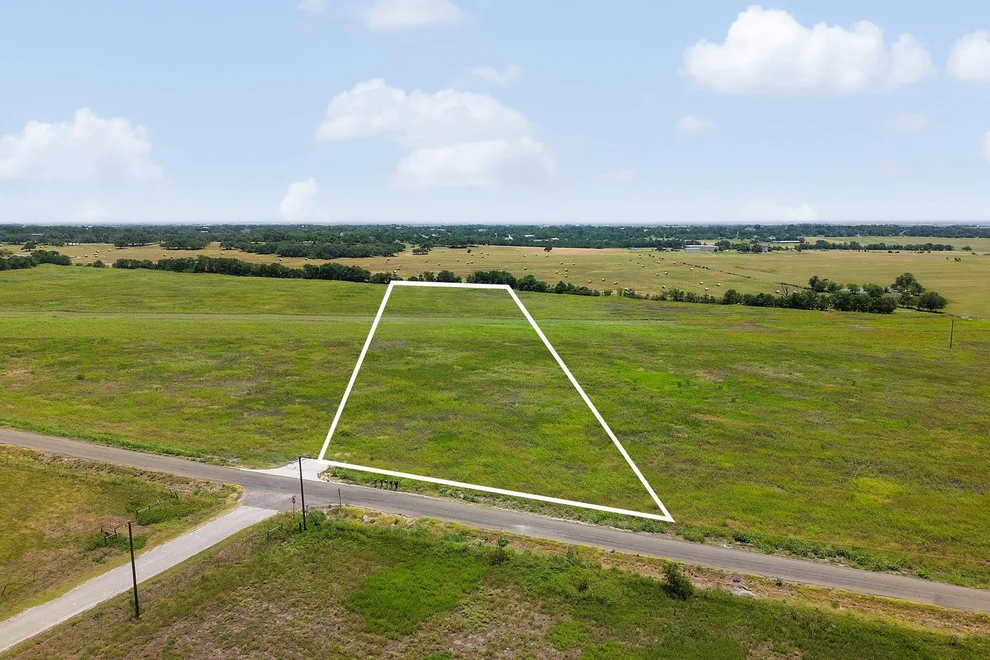Unit for sale at 1138 County Road 153 - Lot 6, Georgetown, TX 78626