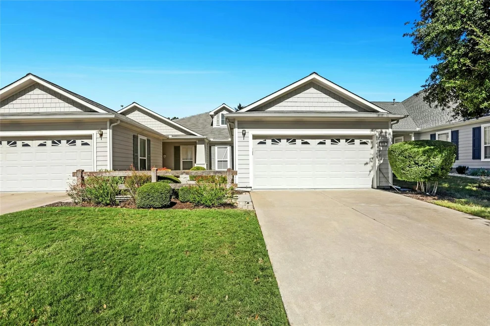 Unit for sale at 215 Bonham LOOP, Georgetown, TX 78633