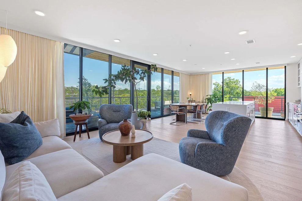 Unit for sale at 1600 S 1st ST, Austin, TX 78704