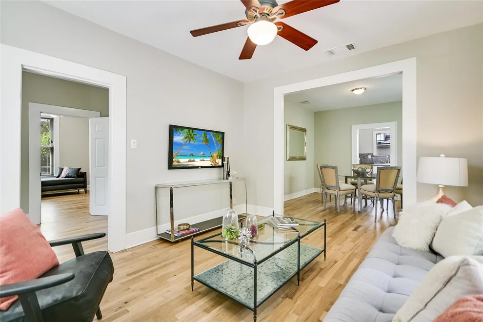 Unit for sale at 2014 Willow ST, Austin, TX 78702