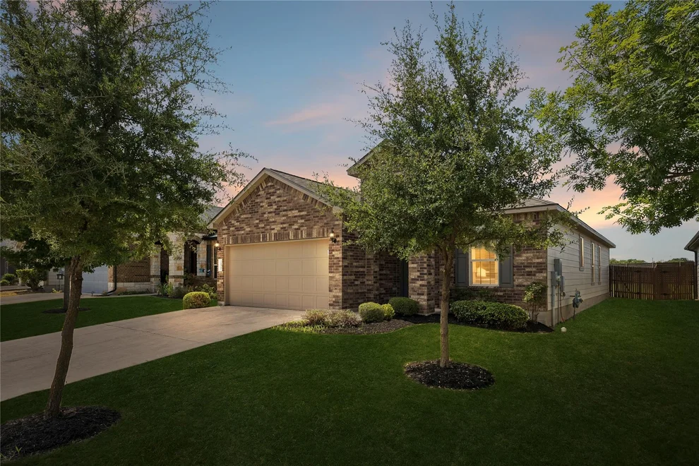 Unit for sale at 2020 Cliffbrake WAY, Georgetown, TX 78626