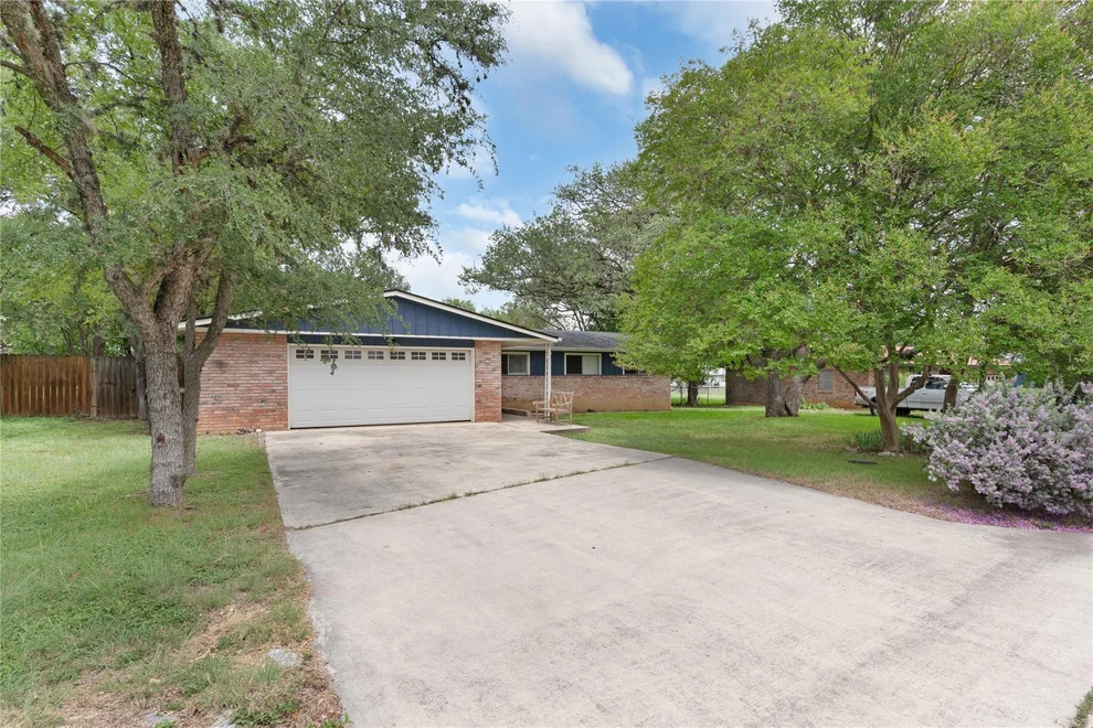 Unit for sale at 614 Dartmouth ST, San Marcos, TX 78666