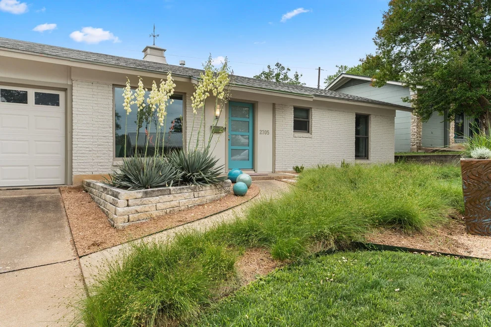 Unit for sale at 2705 Little John LN, Austin, TX 78704