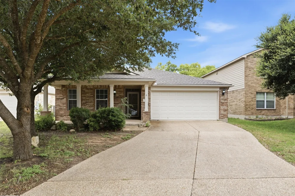 Unit for sale at 725 Kingfisher LN, Leander, TX 78641