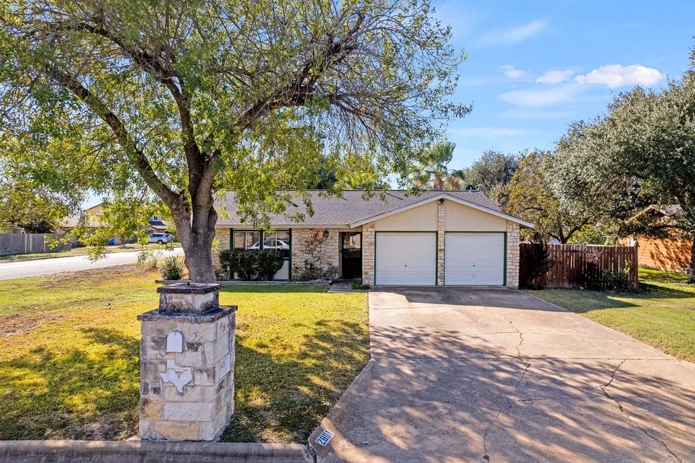 Unit for sale at 2801 SMITH Ave, Taylor, TX 76574