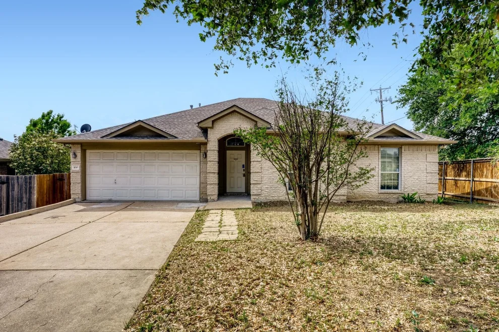 Unit for sale at 100 Antietam TRL, Elgin, TX 78621
