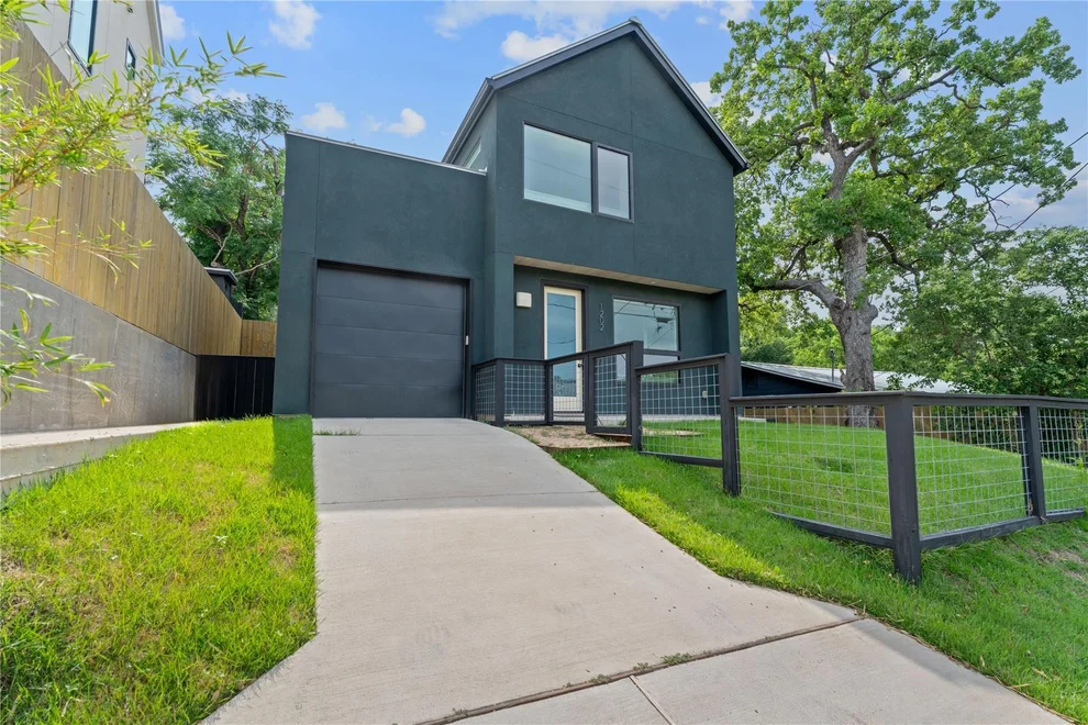 Unit for sale at 1202 Greenwood Ave, Austin, TX 78721