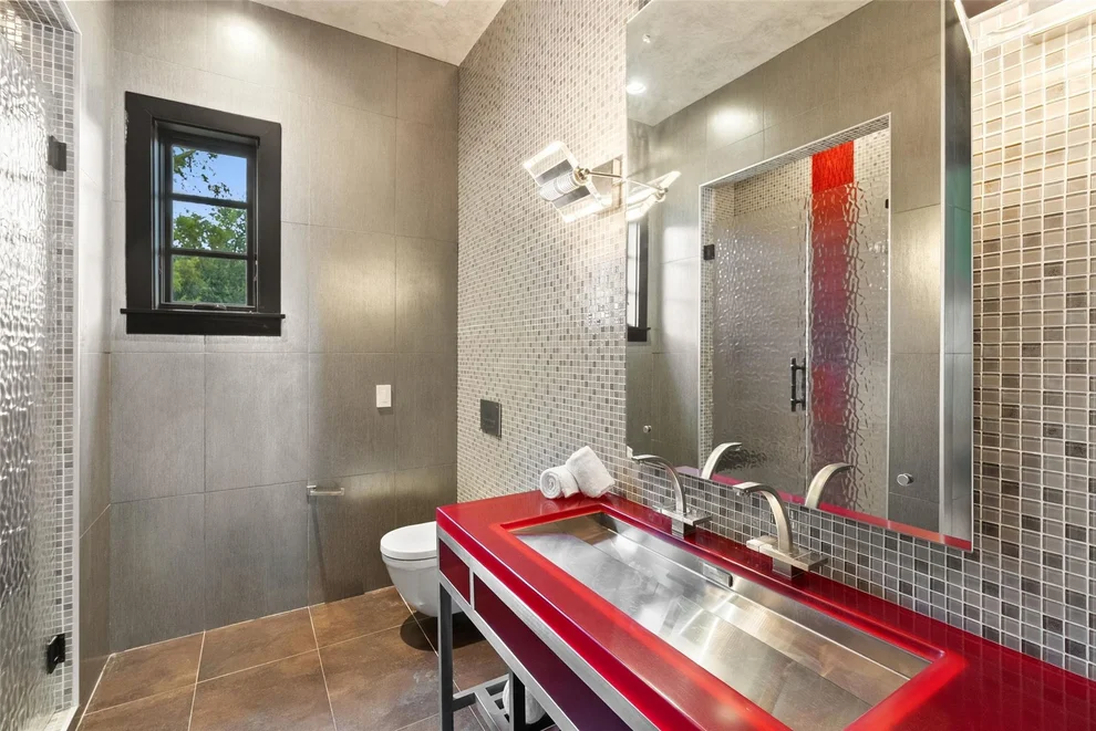 Unit for sale at , Austin, TX 