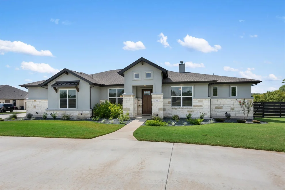 Unit for sale at 100 Huerta RD, Florence, TX 76527