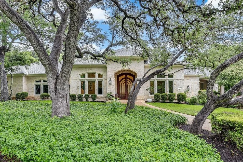 Unit for sale at 102 Wood TRL, West Lake Hills, TX 78746