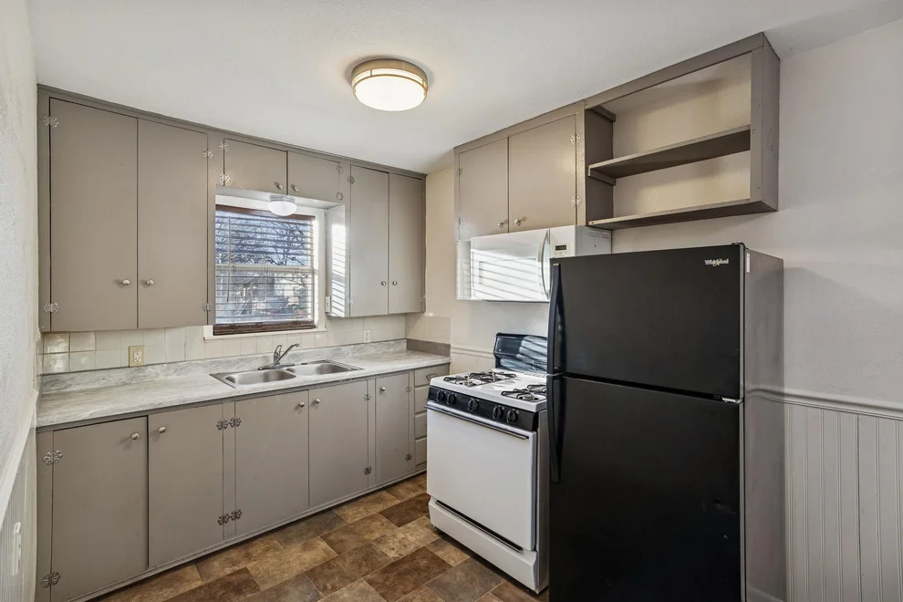 Unit for sale at 1018 Mead ST, San Marcos, TX 78666
