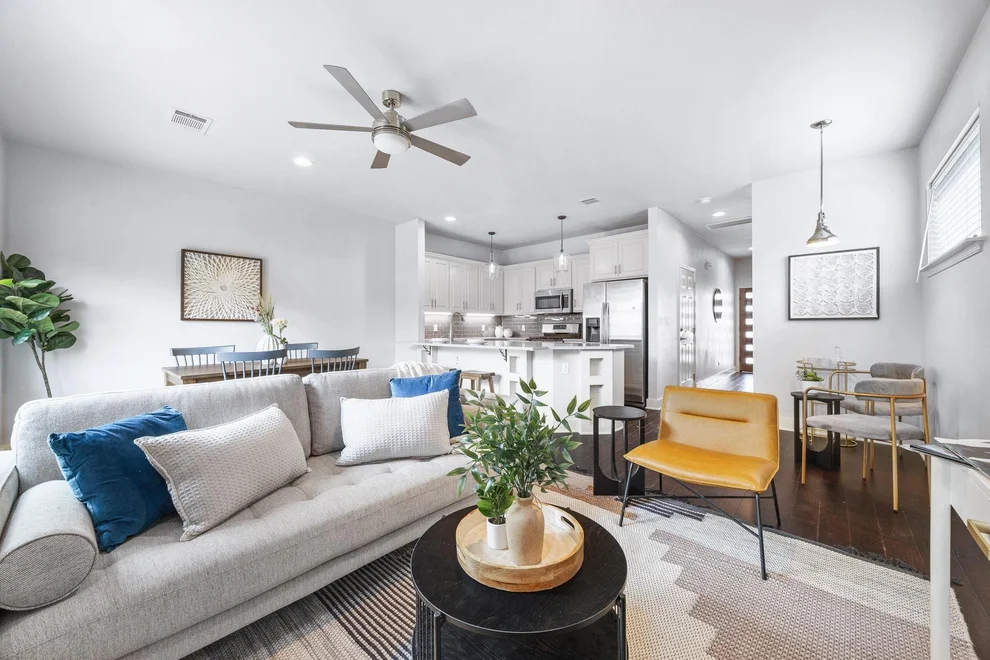 Unit for sale at 5901 Bolm RD, Austin, TX 78721