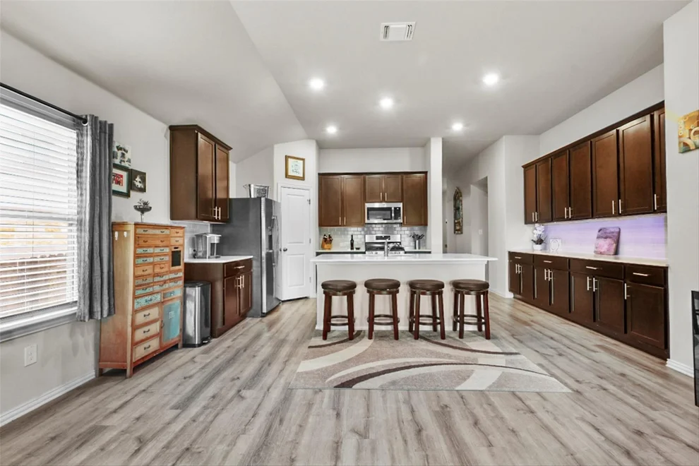Unit for sale at 320 Bright Star LN, Georgetown, TX 78628